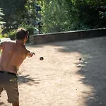 La Source Κάμπινγκ *